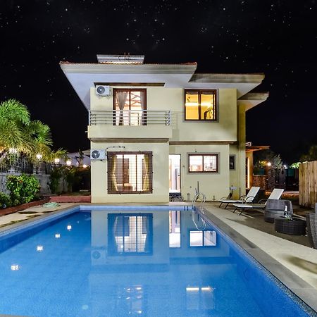 Lifeline Villas - Luxurious Taraangan 4 Mountain View Villa With Biggest Pool And Huge Open Area Lonavala Luaran gambar