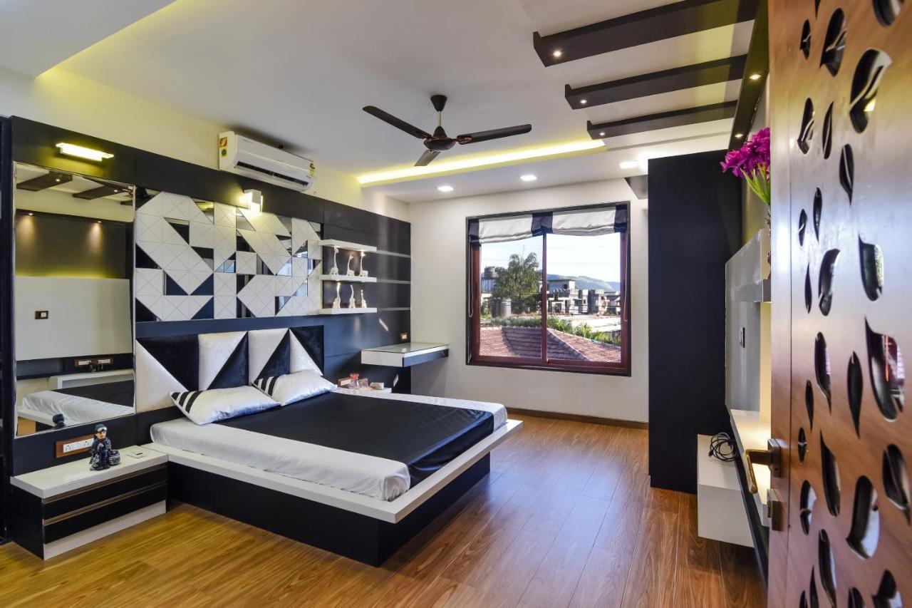 Lifeline Villas - Luxurious Taraangan 4 Mountain View Villa With Biggest Pool And Huge Open Area Lonavala Luaran gambar